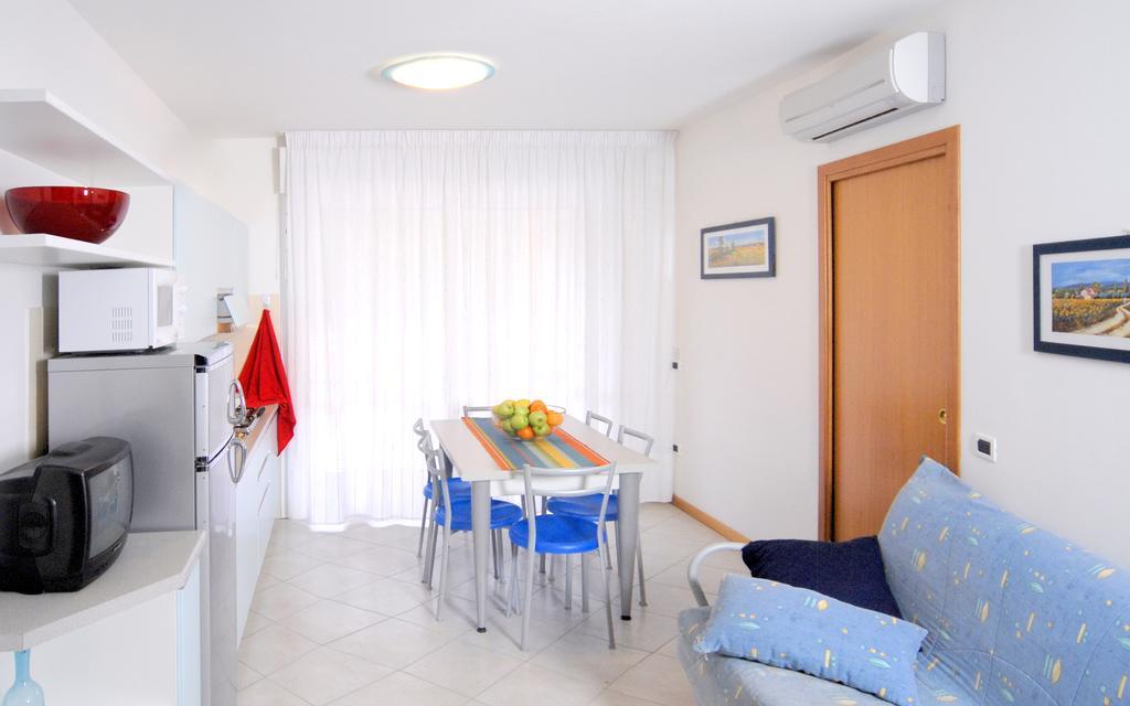 Riomar Apartment บิบิโอเน ภายนอก รูปภาพ